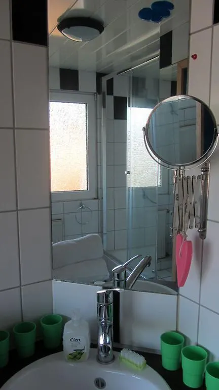 Cologne Apartment - City, Trade Fair, E-Werk Niemcy